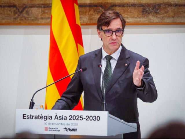 El_president_Illa_presenta_lEstrategia_Asia_per_potenciar_la_presencia_de_Catalunya_al_continent_asiatic.jpg