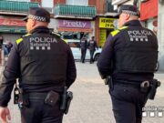 Intent de segrest a plena llum del dia a Sabadell: un home s’endú un nen de 7 anys en braços i els veïns el frenen