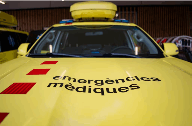 Vehicle d'emergències mèdiques