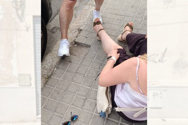 Una vorera en mal estat al carrer Tetuan de Sabadell provoca la caiguda d'una dona