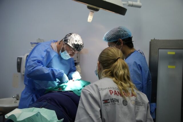 ISDIN_expediciones_dermatologicas-1x1.jpg