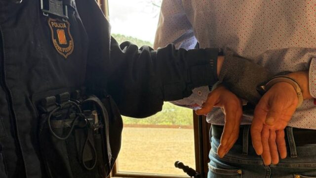 Imatge d'arxiu d'una detenció. Foto: Mossos